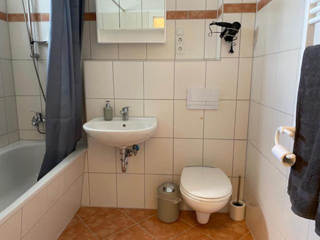 Zwei-Raum Wohnung Fuer Max. 4 Personen Magdeburg Kültér fotó